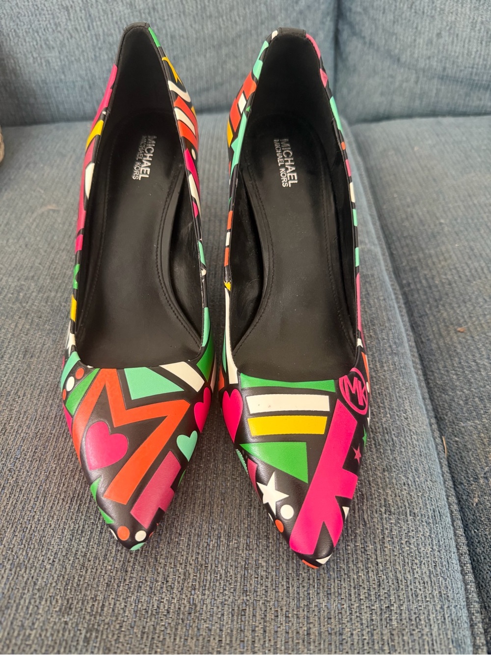 Brand new Michael Kors Multicolor Graphic Pointed-Toe Pumps